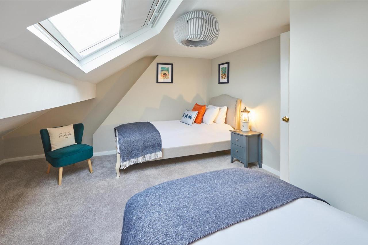 Host & Stay - Ebb Tide Whitby Exteriör bild