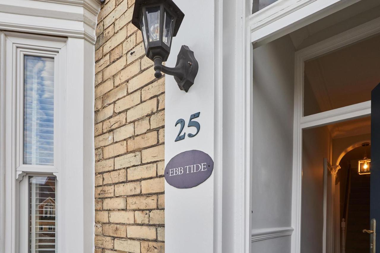 Host & Stay - Ebb Tide Whitby Exteriör bild